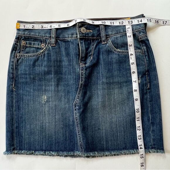 Old Navy Distressed High Waist Mini Denim Jean Skirt Size 0 - Picture 13 of 13